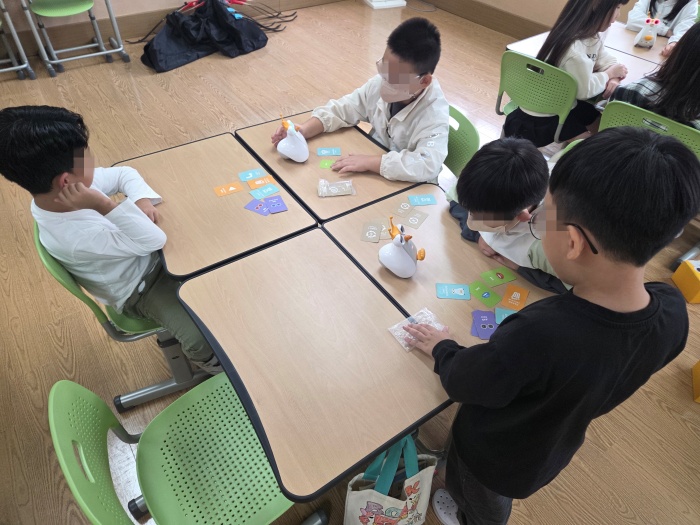 246da956e42b451fa186cb880a50f2d9_1760603718_44.jpg 246da956e42b451fa186cb880a50f2d9_1760603718_44.jpg