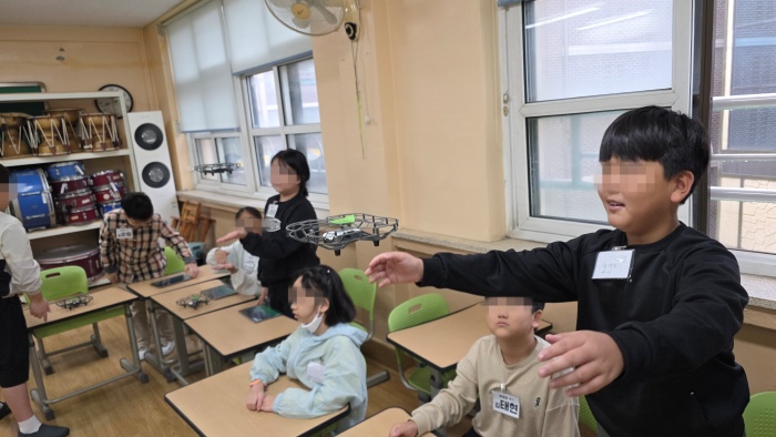 246da956e42b451fa186cb880a50f2d9_1760605539_1396.jpg 246da956e42b451fa186cb880a50f2d9_1760605539_1396.jpg