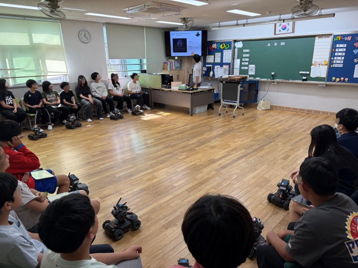 f0edc1a8e89f59a36d0e4f9aa0f71083_1761028380_5296.jpg f0edc1a8e89f59a36d0e4f9aa0f71083_1761028380_5296.jpg