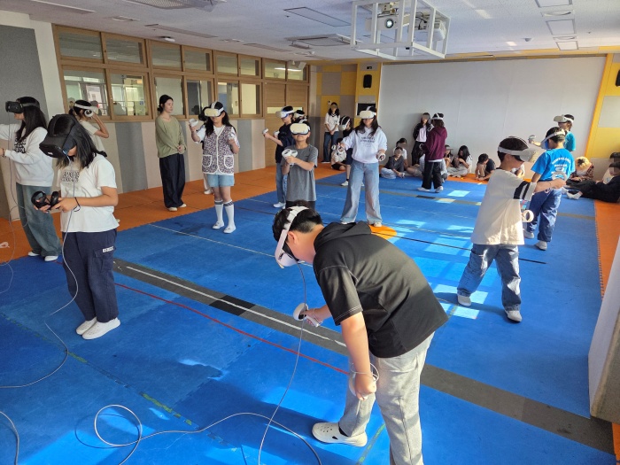 f0edc1a8e89f59a36d0e4f9aa0f71083_1761032188_5911.jpg f0edc1a8e89f59a36d0e4f9aa0f71083_1761032188_5911.jpg